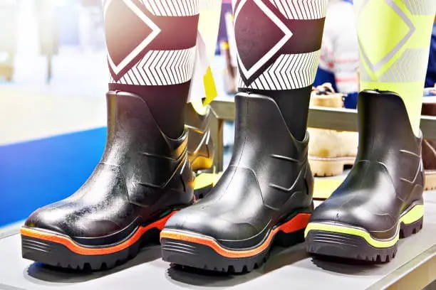 قیمت خرید کفش  ایمنی مقاوم در برابر مواد شیمیایی و حرارت و فروش ویژه